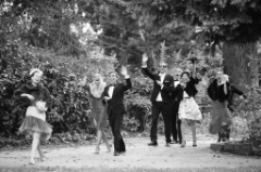 Garden Party 3 * 5616 x 3744 * (6.85MB)